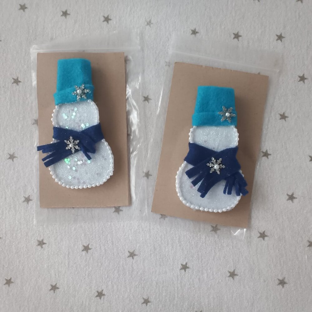 Lot of 2 sparkly snowman pins
